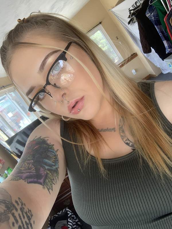 Skip the games. Get Satisfaction. Meet and find escorts in Elmira, New York