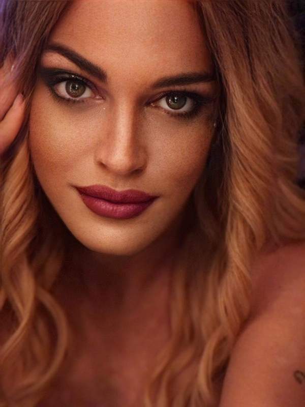 Sexy Tranny From the South 5’2 120lbs 36C | Skip the games